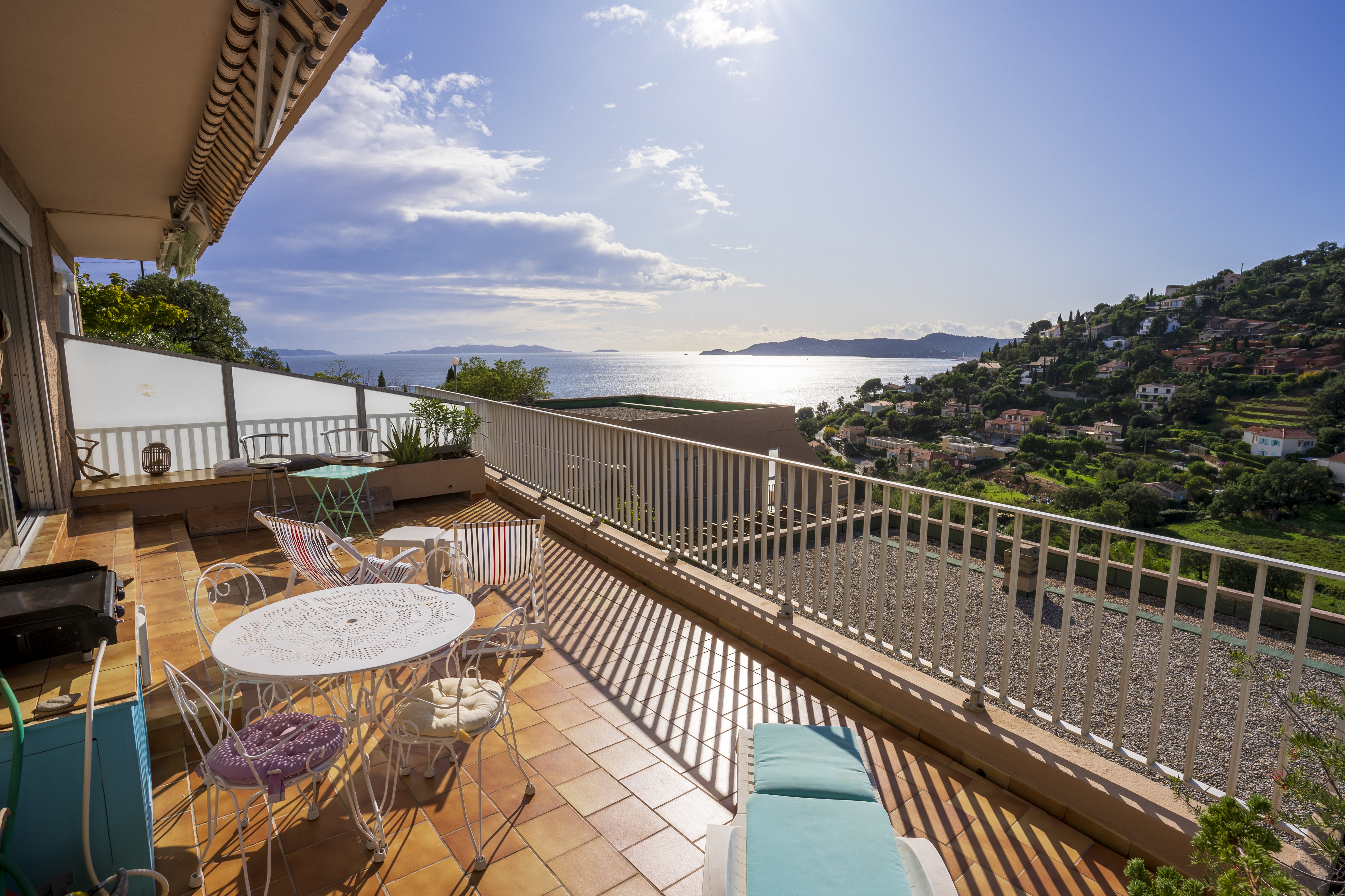 Appartement à Vendre Au Lavandou Front De Mer