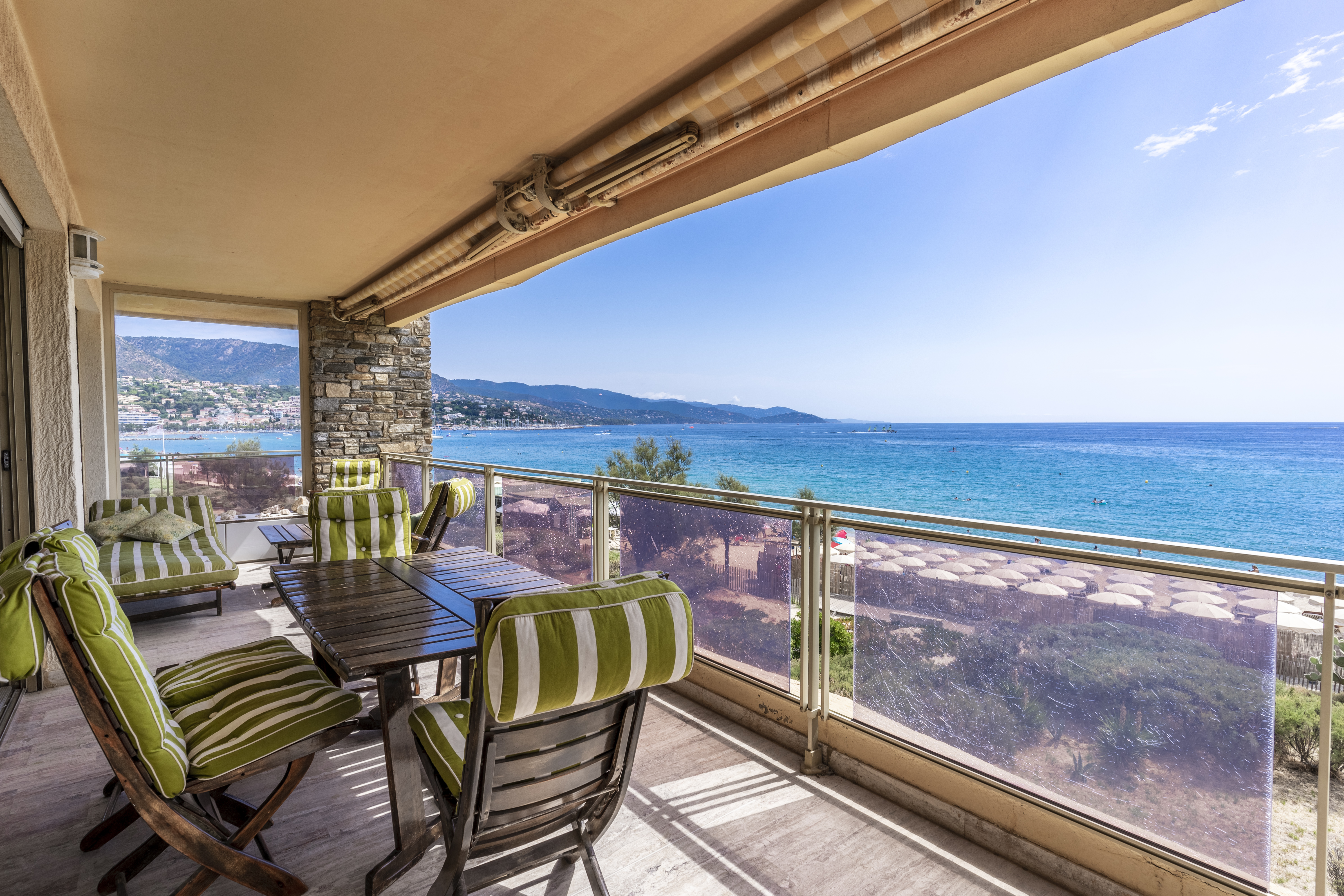 Appartement à Vendre Au Lavandou Front De Mer