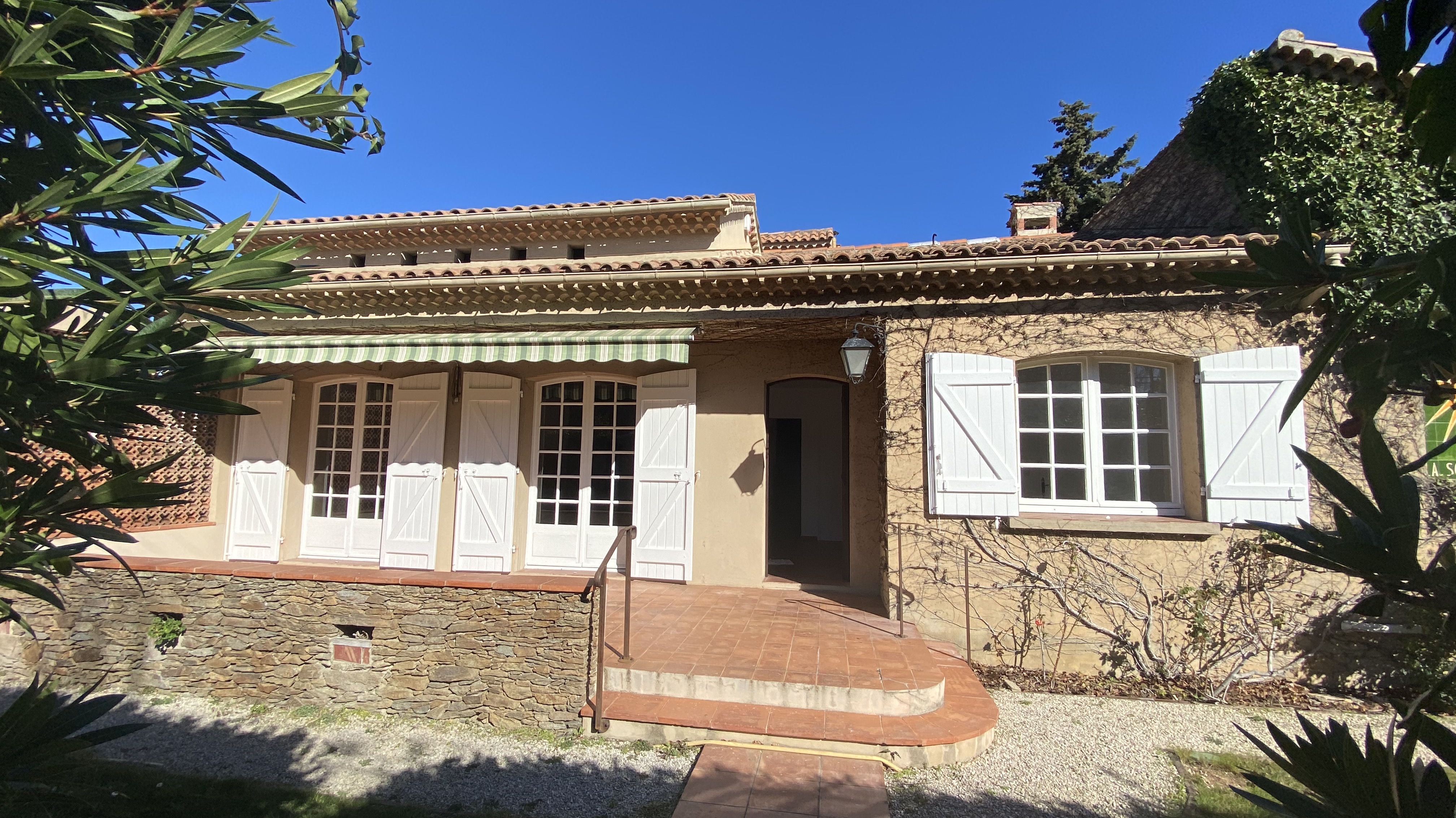 Vente VILLA CAP BRUN PROCHE MER Toulon maison / villa à vendre Toulon